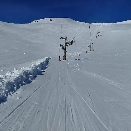 Beige Neige Le Mont-Dore